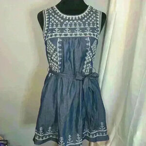 Romeo & Juliet couture embroidered dress - size small